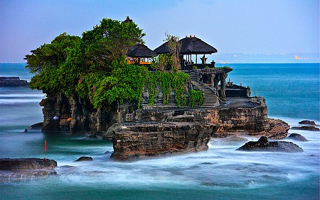 Ghé thăm những ngôi đền linh thiêng nhất Bali